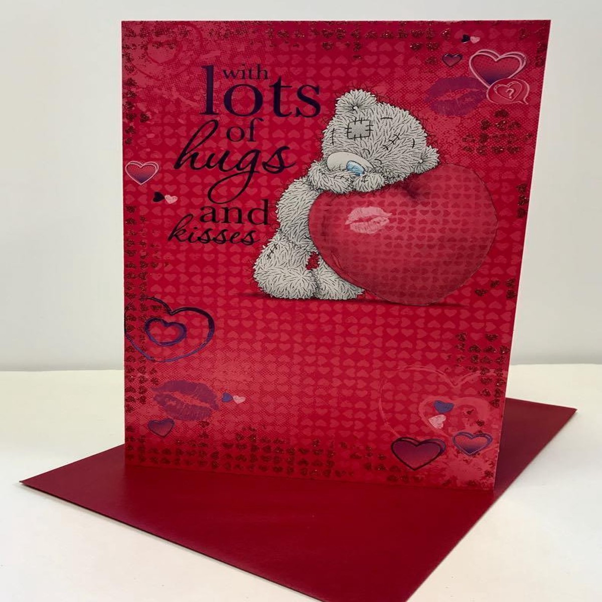 Me to You Tatty Teddy Bear – Valentines Day Card – Hugs & Kisses