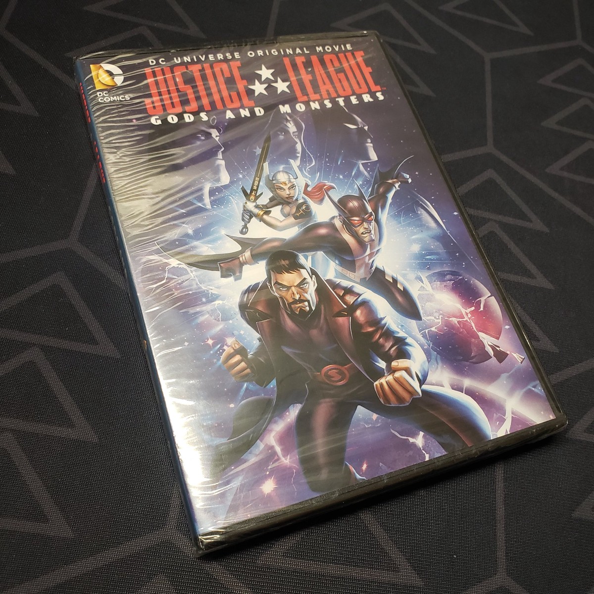 Justice League: Gods and Monsters (DVD)