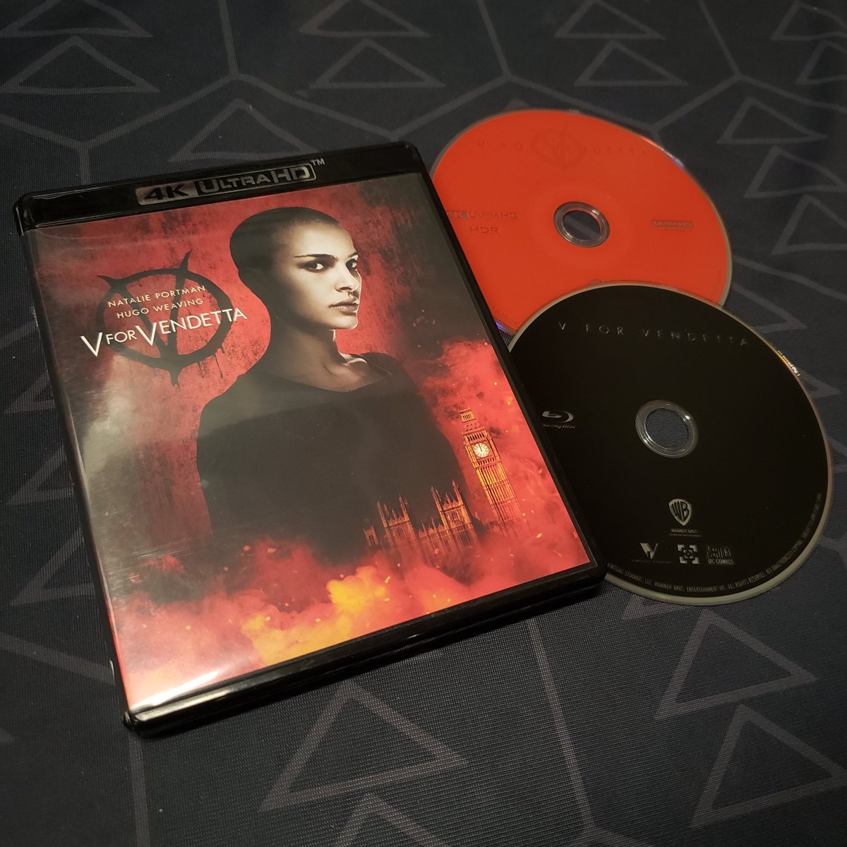 V for Vendetta (4K Ultra HD + Blu-Ray)